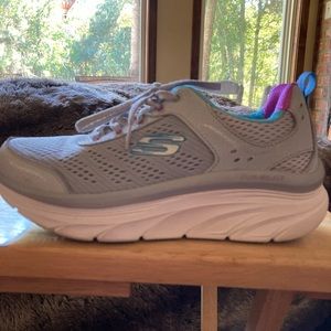 Skechers D’lux Walker